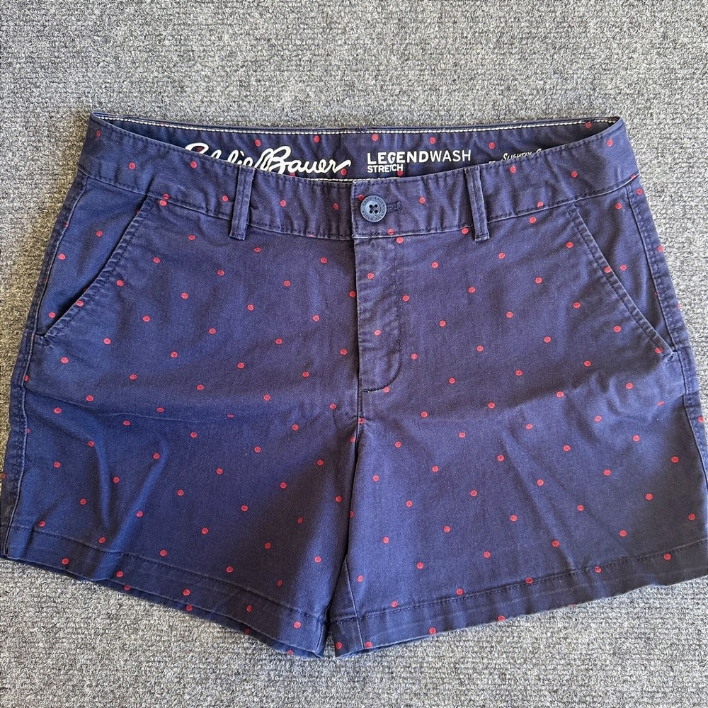 Eddie Bauer Legendwash Stretch Shorts Womens 6 Navy Blue Red Polka Dot Chino